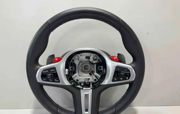 BMW XM Steering wheel 5A4B4B1 5A6FFD7