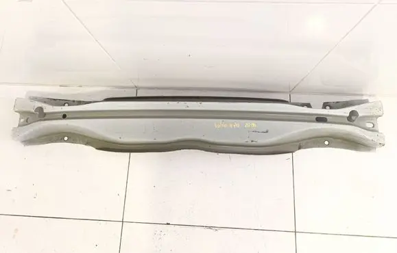 Volvo V70 Rear bumper cross member