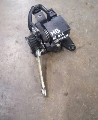 Mercedes-Benz A W168 Accelerator throttle pedal A0125423317