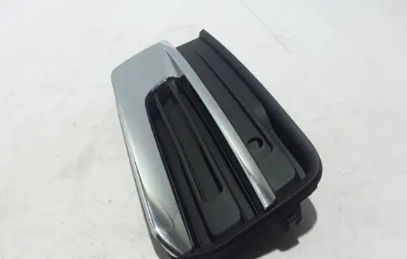 Volvo XC90 Front bumper lower grill 31663514
