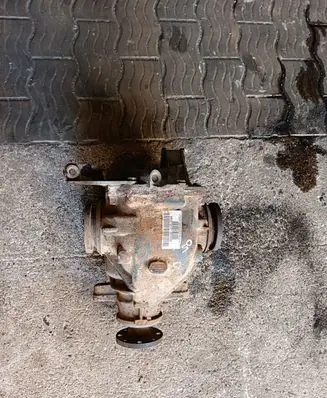 BMW X3 E83 Rear differential 7520193