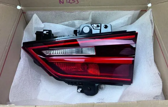 BMW X2 F39 Tailgate rear/tail lights 7420748