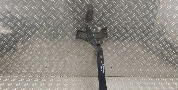 Toyota RAV 4 (XA40) Radiator support slam panel bracket 