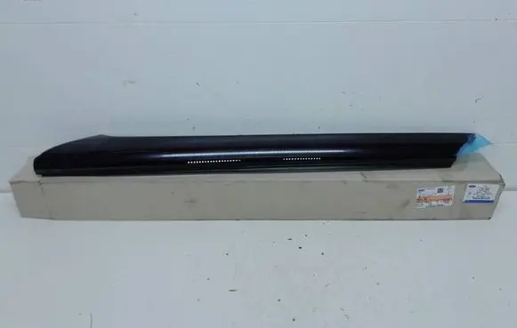 Ford Explorer VI Other exterior part R2KBR03682AD R2KBR03682 2831300