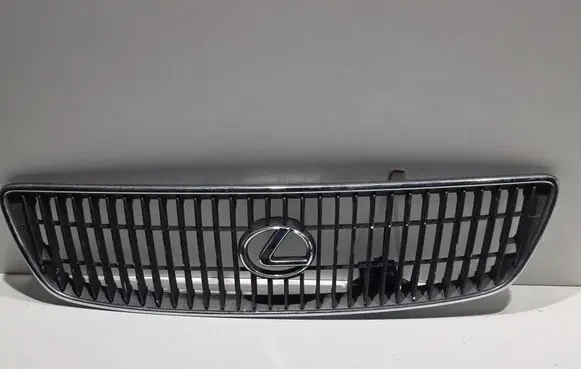 Lexus GS 300 400 430 Front bumper upper radiator grill 5311130770 5311130750