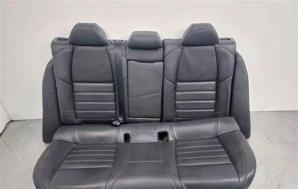 Peugeot 508 Second row seats 
