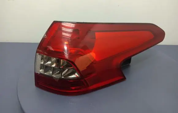 Citroen C5 Rear/tail lights X8X13404AX