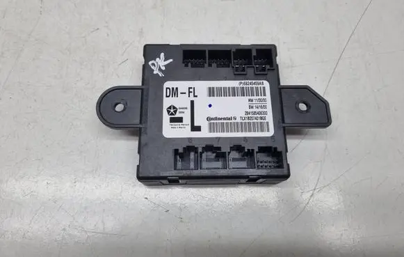 Jeep Grand Cherokee Door control unit/module 68245459AB