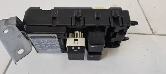 Volvo S40, V40 Fuse box set 30662309