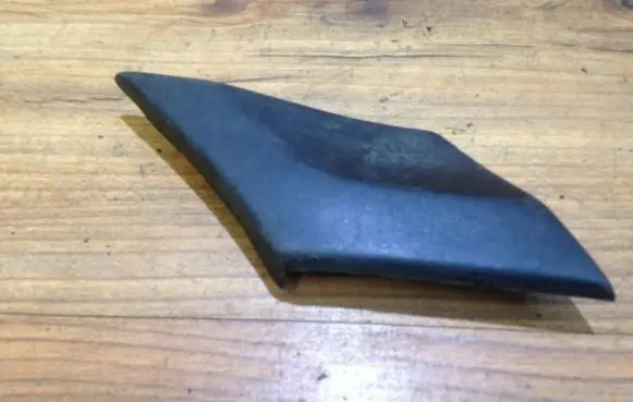 Volkswagen PASSAT B4 Rear arch trim 3A0853536