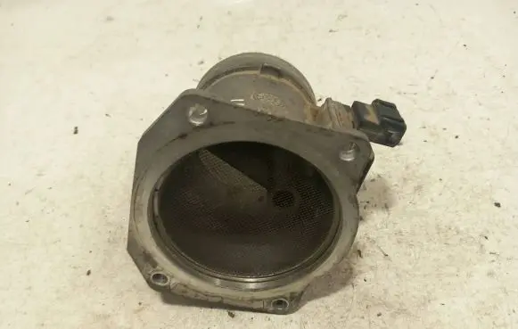 Audi A4 S4 B5 8D Mass air flow meter 037906461B AFH6010A 161894