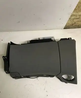 Mercedes-Benz CLS C219 Glove box set E048831002