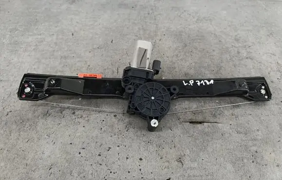 Fiat Grande Punto Front door window regulator with motor