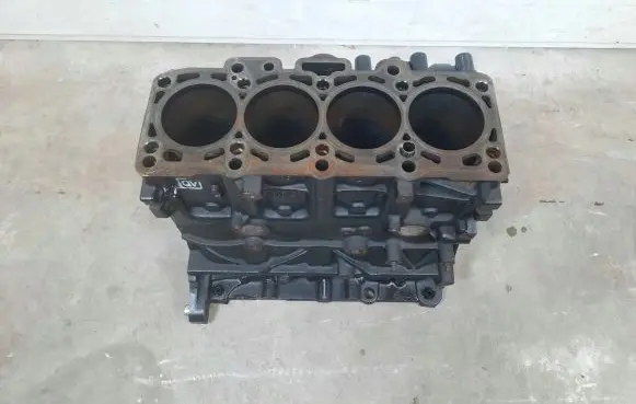 Volkswagen Golf VI Engine block CAY 03L021AL