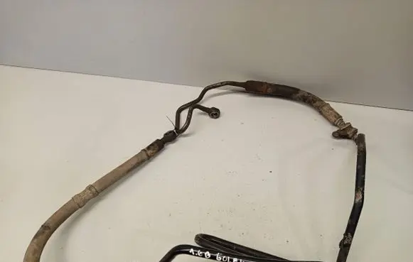 Volkswagen Golf IV Power steering hose/pipe/line