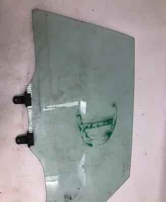 Hyundai Kona II Rear door window glass E000008