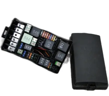 Volkswagen Golf Sportsvan Fuse box set 