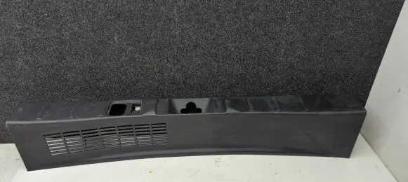 Mitsubishi Outlander Trunk/boot sill cover protection 7240A135