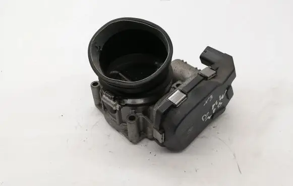 BMW X3 E83 Throttle valve 7556118