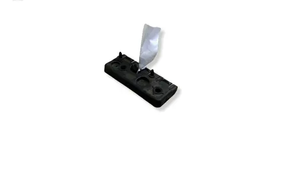 Volvo XC90 Fender mounting bracket 31378134