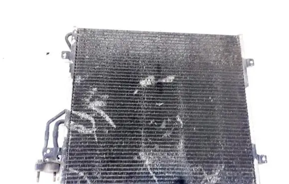 Jeep Cherokee A/C cooling radiator (condenser)