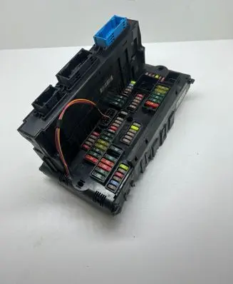 BMW 5 F10 F11 Fuse box set 317033442 9252815 02938618