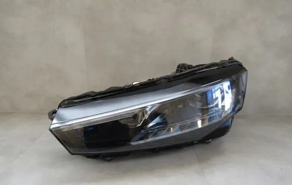 Skoda Scala Headlight/headlamp 655941015