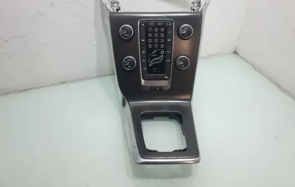 Volvo V40 Climate control unit 2668976Y5CS