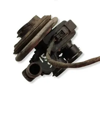Mercedes-Benz E W211 Coolant heater control valve A2118320084