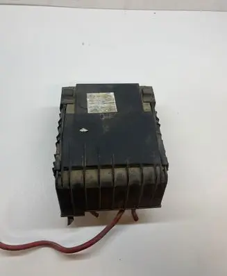 Volkswagen Caddy Fuse module 1K0937124K