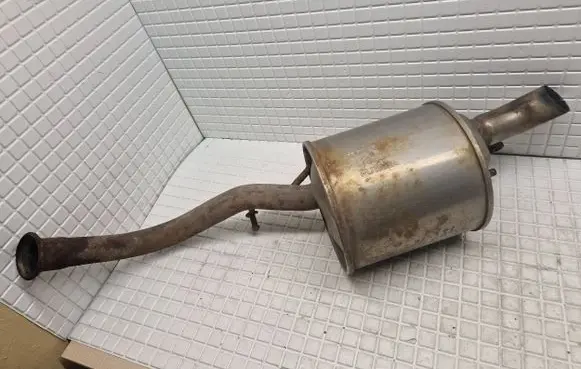 Toyota Yaris Muffler/silencer 10N03