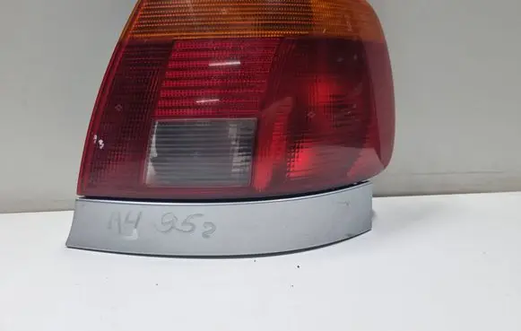 Rear/tail lights