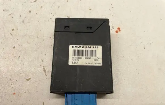 BMW 3 E90 E91 Light module LCM 6934122 029527 037256054