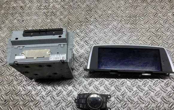 Screen/display/small screen