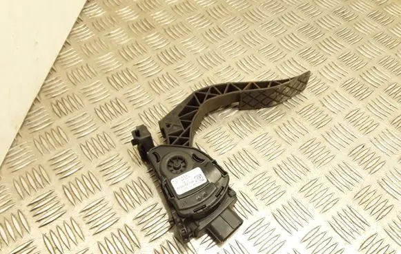 Audi A4 S4 B8 8K Accelerator throttle pedal 8K1721523 6PV00950500