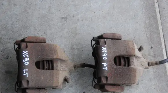 Volvo XC90 Rear brake caliper 185KM