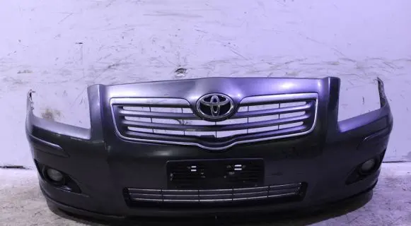 Toyota Avensis T250 Front bumper