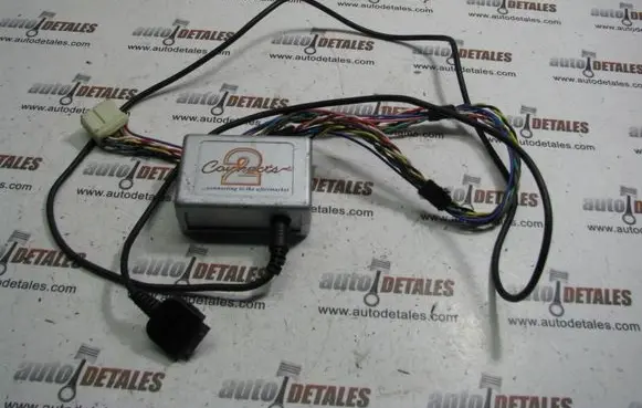 Toyota Corolla Verso AR10 iPod connector socket 810101080709