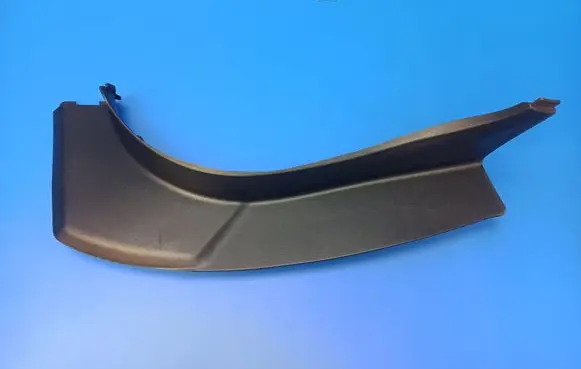 Lexus LS 430 Tailgate trim 6445850030