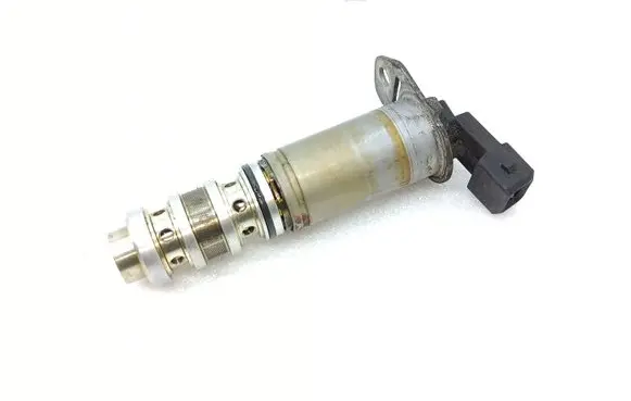 BMW X5 E70 Camshaft vanos timing valve 7561265