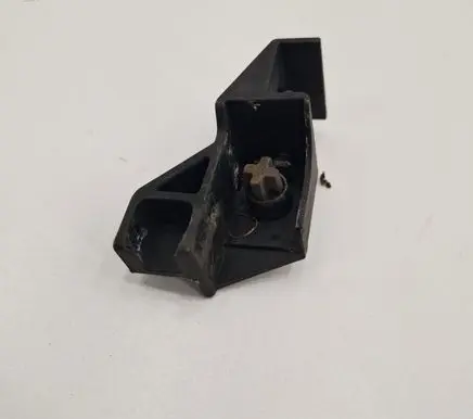 Mini One - Cooper Clubman R55 Radiator support slam panel bracket 2751341