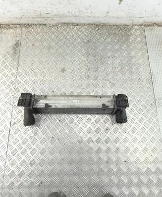 BMW 1 E81 E87 Intercooler radiator 3093796