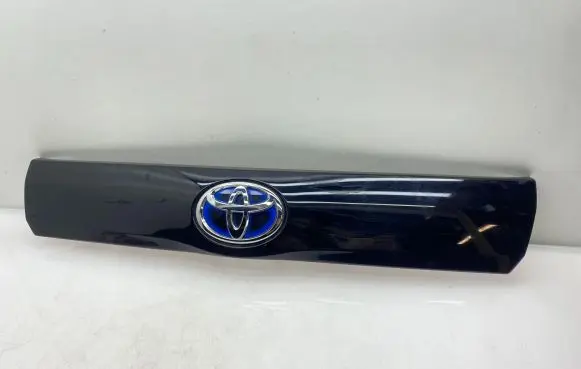 Toyota Prius+ (ZVW40) Trunk door license plate light bar 7680147140