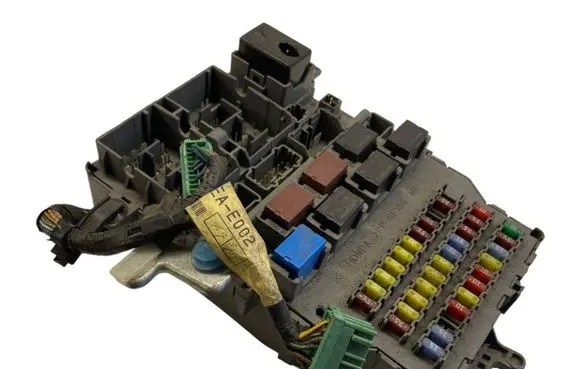 Honda Accord Fuse module E6A000011 XE10H057 021803