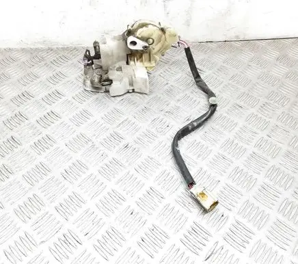Honda Civic Rear door lock 041209