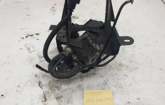 Audi A6 S6 C5 4B Brake power pressure regulator 8E0614175D