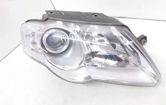 Volkswagen PASSAT B6 Headlight/headlamp TYC