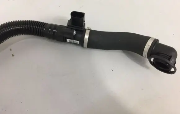 BMW 3 E90 E91 Air intake hose/pipe 7838504