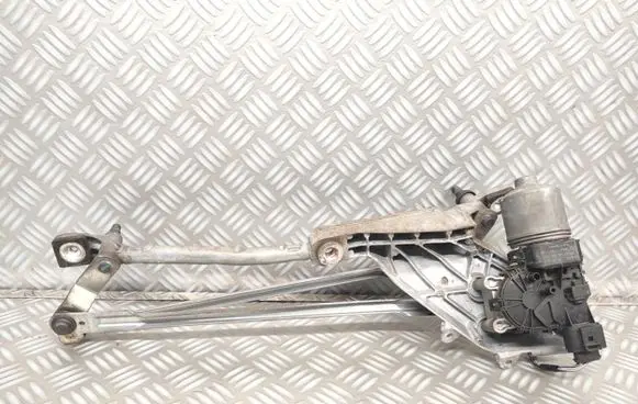 Ford Focus Front wiper linkage and motor 3397021254