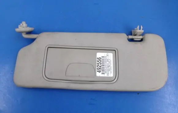 Chevrolet Captiva Sun visor